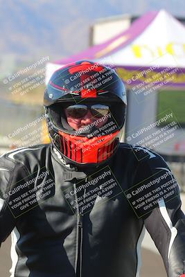 media/Oct-03-2022-Moto Forza (Mon) [[5f077a3730]]/Around the Pits/